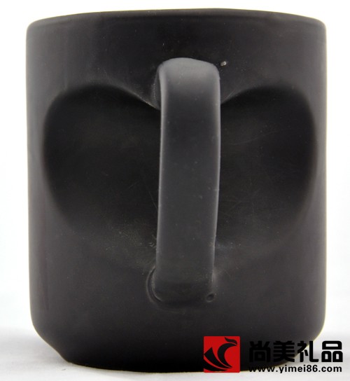 黑色桃心变色杯