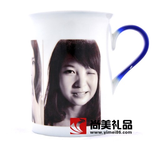 蓝色骨瓷变色杯
