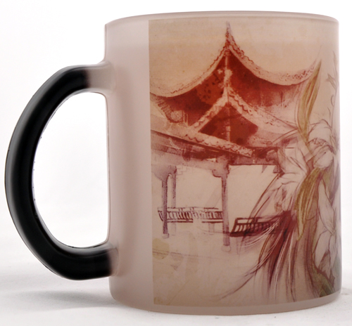 黑色玻璃变色杯